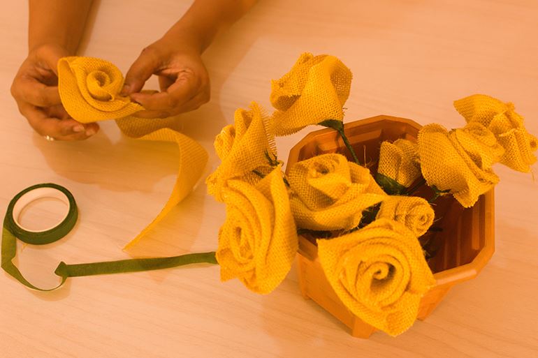 DIY Faux Flowers & Vase Decor