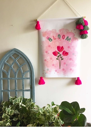 Homelymess Wall Canvas Tapestry Bloom